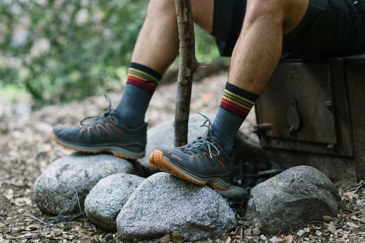 New ๐ Socks Darn Tough Men's Kelso Micro Crew Light Cushion ๐ 5 Socks Darn Tough Men's Kelso Micro Crew Light Cushion