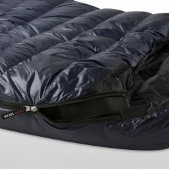 Sleep Western Mountaineering TerraLite 25°F